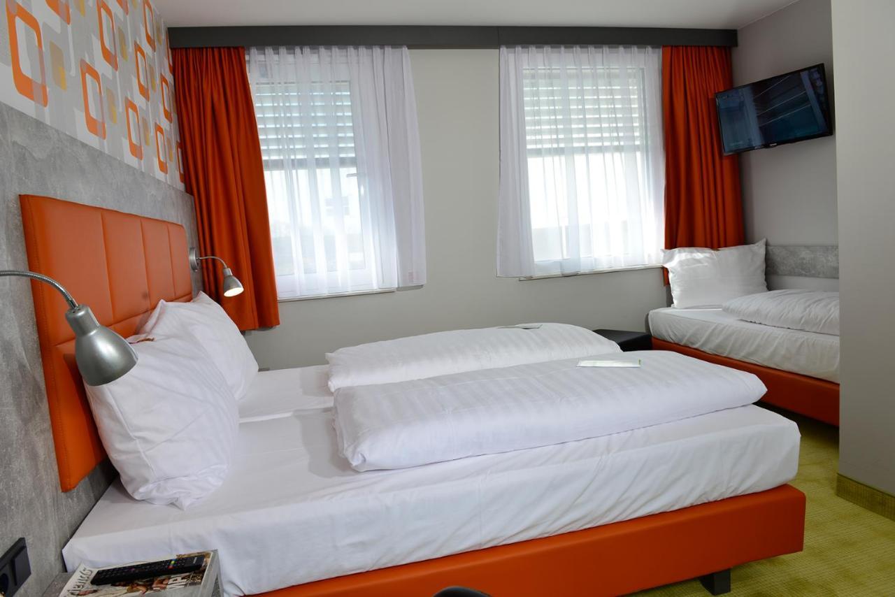 Sleepysleepy Hotel Giessen Linden  Exterior foto